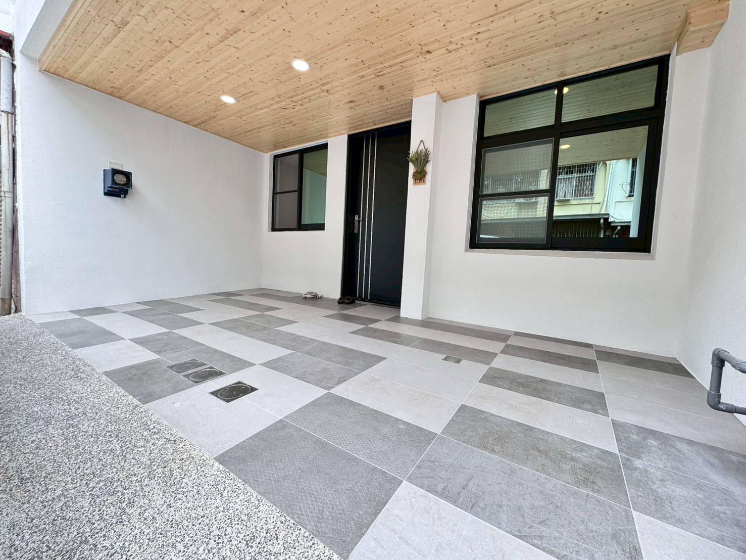 嘉義縣民雄北勢子旁3樓車庫別墅