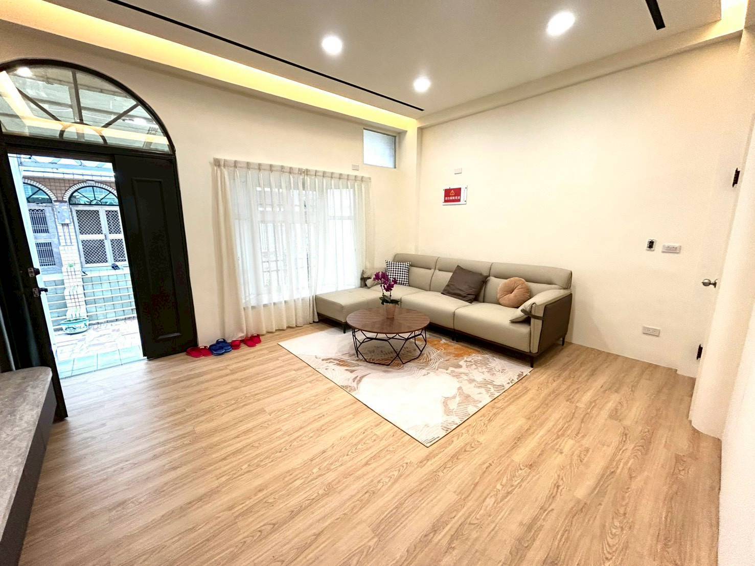 麻魚寮優質社區雙車位別墅