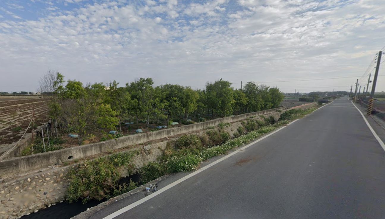 雲林崙背.都計內方正.前後臨路農地.好談喔